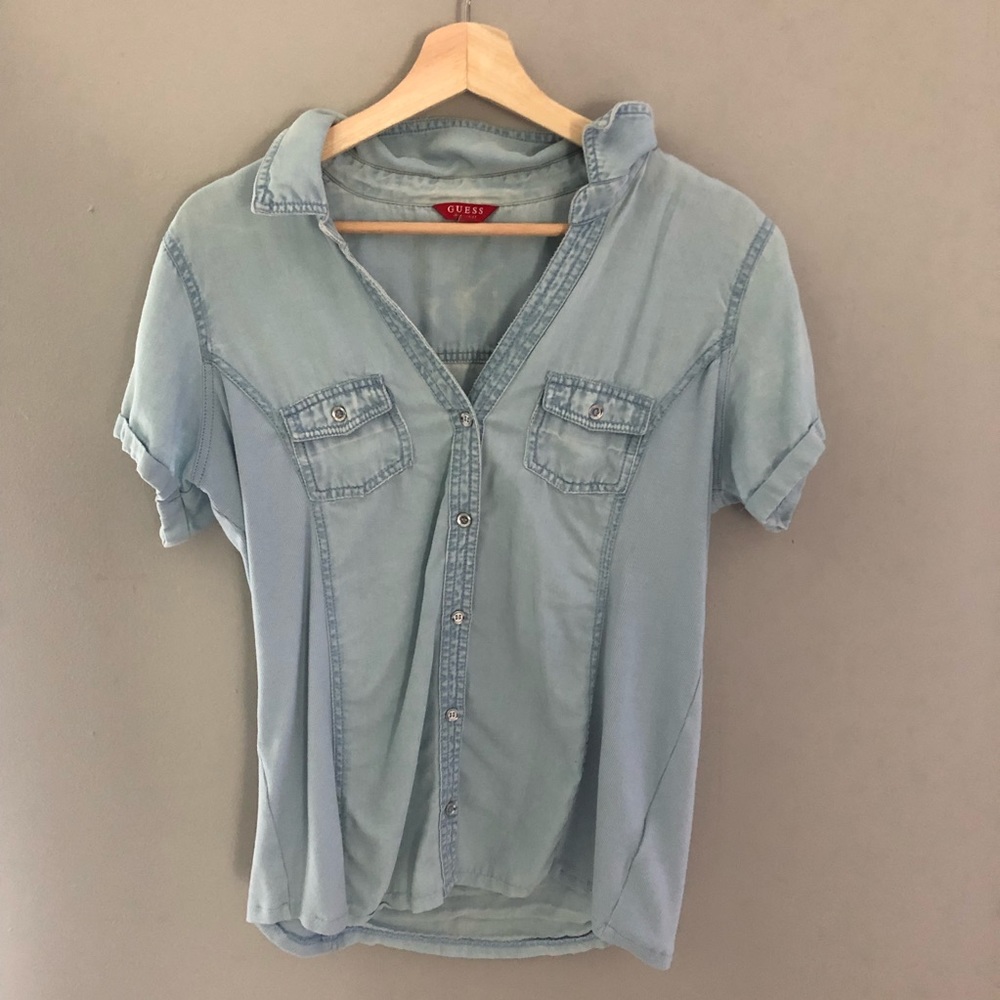GUESS button up